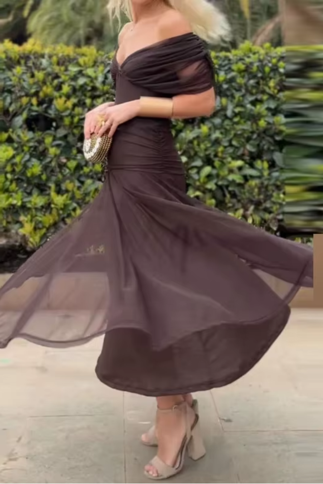 Jill – Elegant Maxi Evening Robe